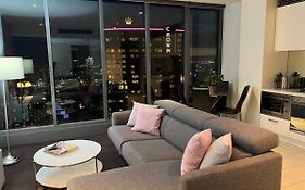 Executive Stays Southbank 1 Bedroom - Luxurious Serviced Apartment